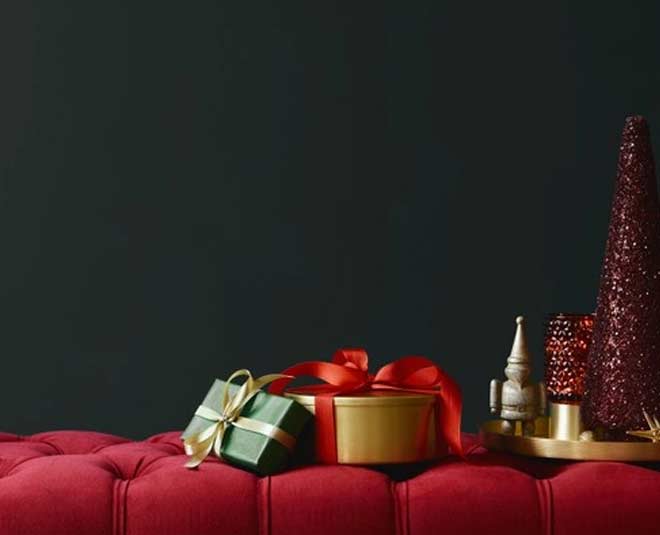 use gift to decorate