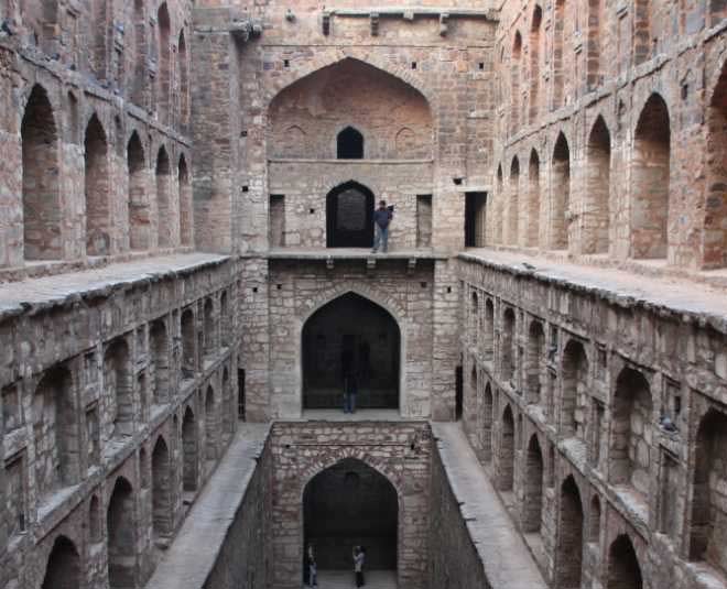 agrasen ki baoli