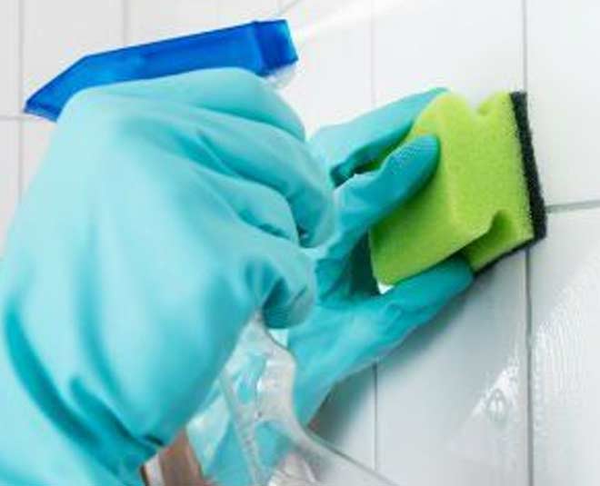 बाथरूम टाइल्स की सफाई bathroom tiles clean