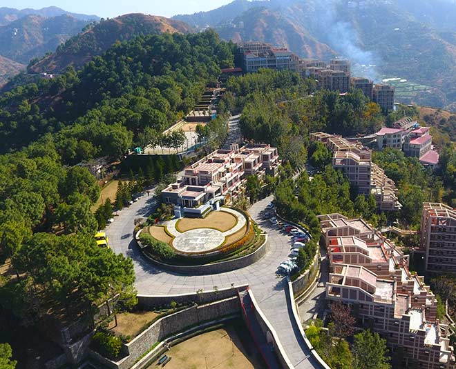 best places to visit waknaghat himachal inside 