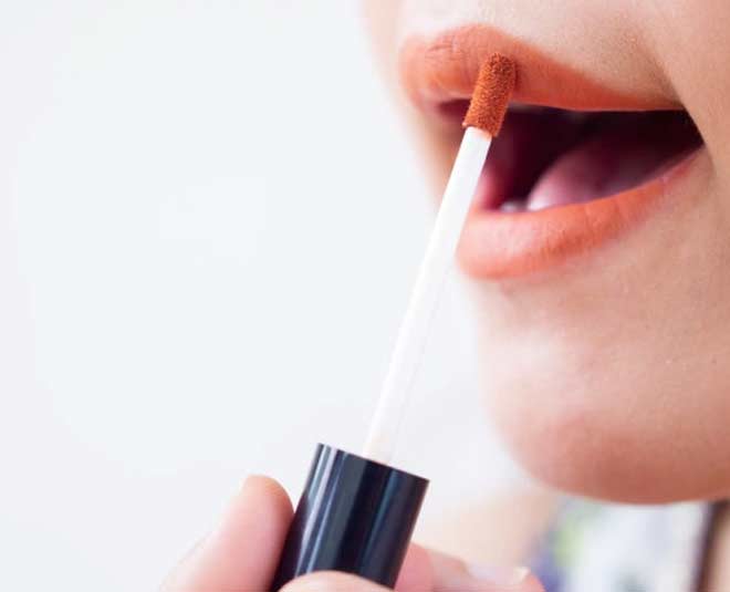 dry lipstic hacks