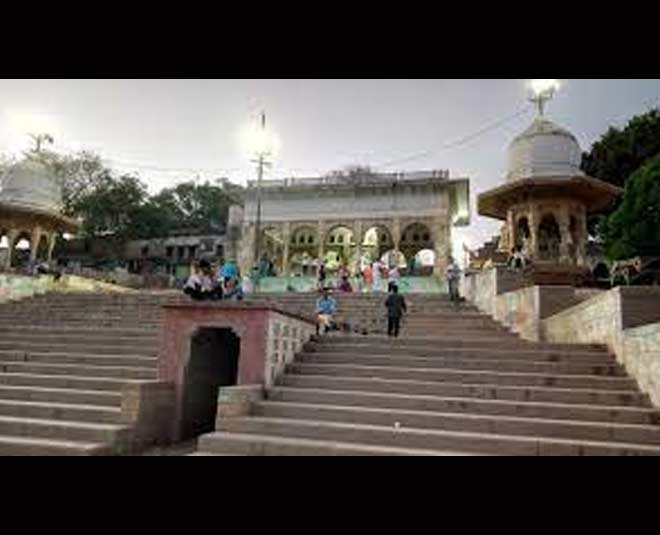 famous ghats in prayagraj