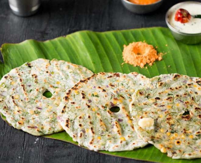 famous veg foods of south india akki roti inside 