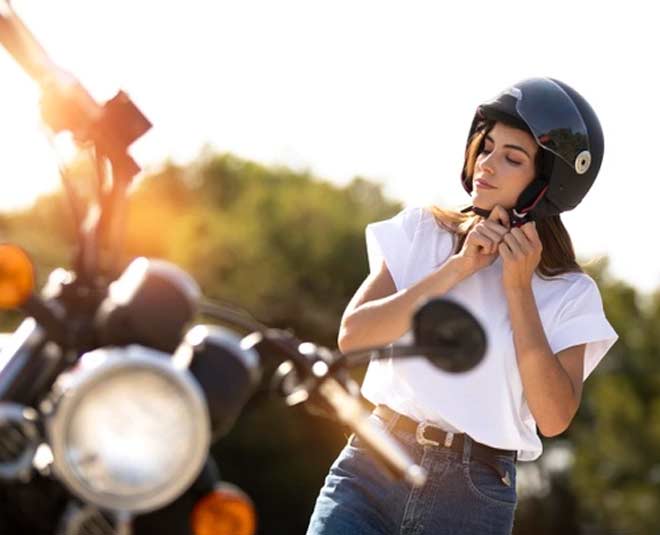 helmet buying tip inside 