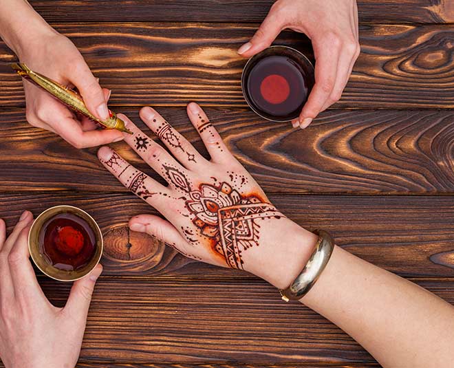 Dark Mehendi Tips: 5 Ways to Make Your Mehendi Darker | How to Make Mehendi  Dark Naturally