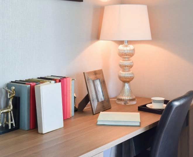 पर्याप्त रोशनी में करें पढ़ाई light for exam
