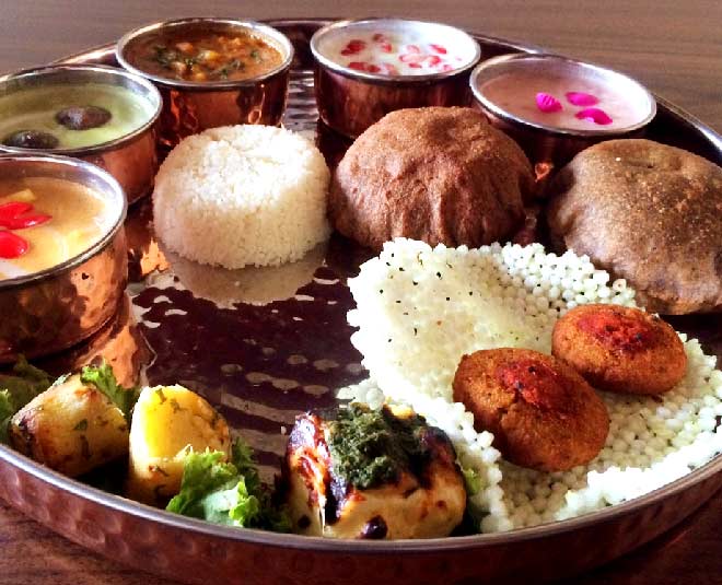 places-in-delhi-where-you-can-score-a-delicious-navratri-thali