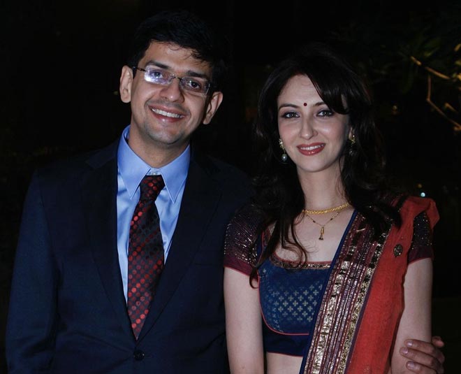 सौम्या टंडन saumya tondon parivar