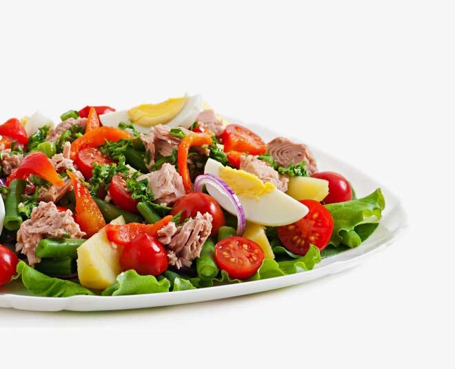 tomato and egg salad