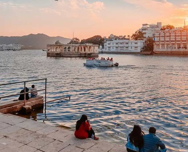 udaipur trip tips for cheap travel inside 