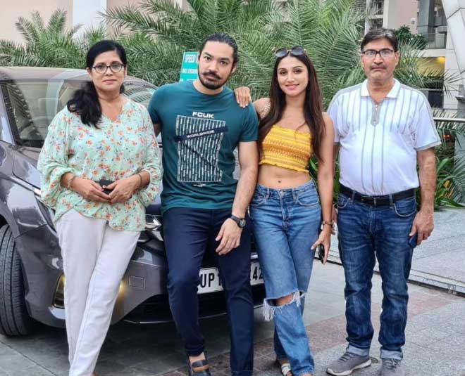 who  is  donal  bisht