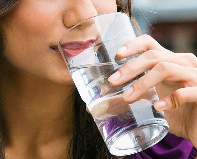 हाइड्रेशन है हेल्थ की कुंजी Hydration Is The Key