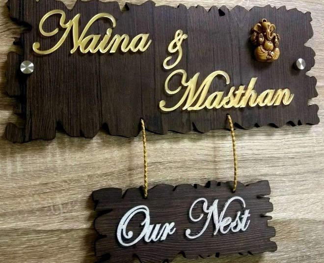 colour of  Name Plate In Hindi