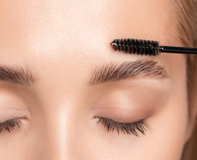 diy-eyebrow-gel-our-oily-house