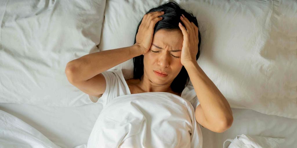 Natural Remedy for Sleeplessness Insomnia Aromatherapy Expert Tips -जब नींद ना आए तो दवा नहीं ये नेचुरल थेरेपी अपनाएं