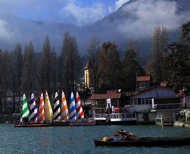 interesting facts  about naini lake inside 