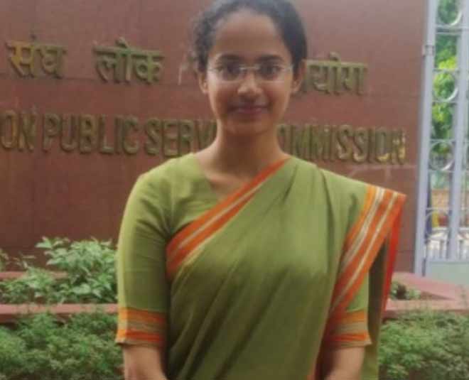 jagriti awasthi ranks second in upsc 