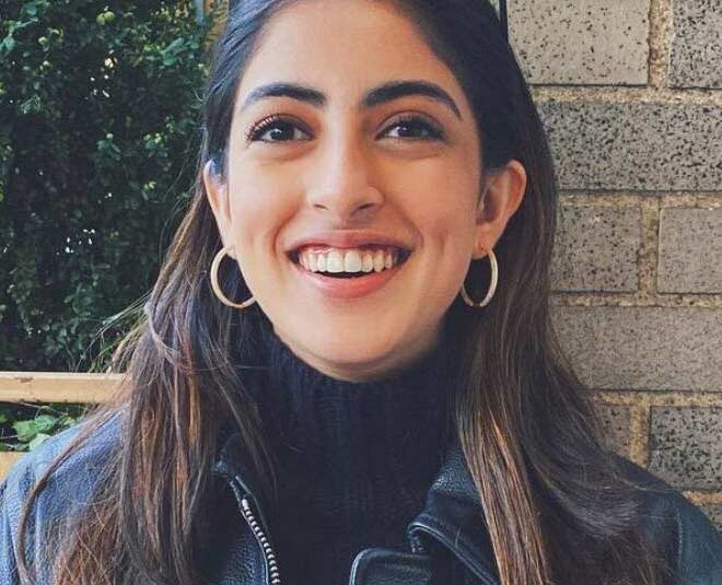 नव्या नवेली नंदा navya naveli study