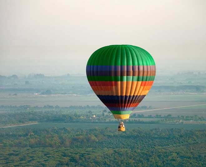 गोवा popular places for hot air balloon rides in india goa inside