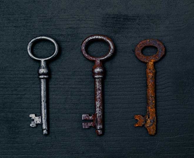 sparkling water remove rust