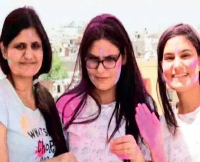 three sisters from rajasthan crack