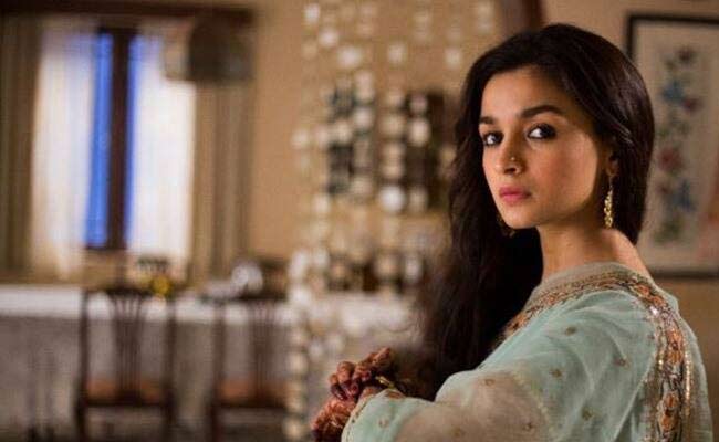 ये आलिया की किस फिल्म का सीन है? . Raazi