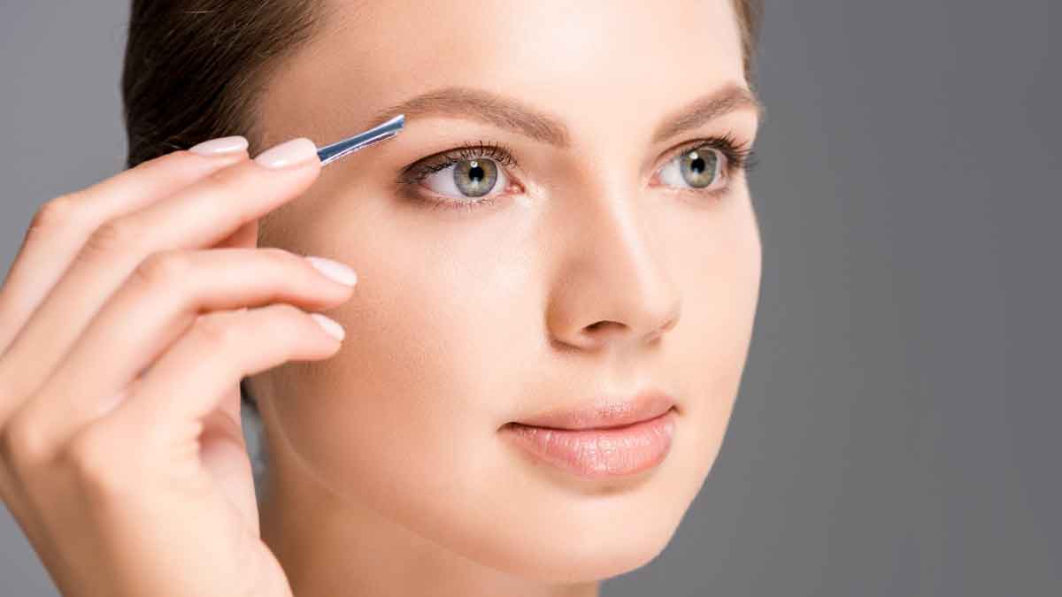 5 Places to Apply Primer for Oily Skin in Hindi।प्राइमर लगाने का तरीका
