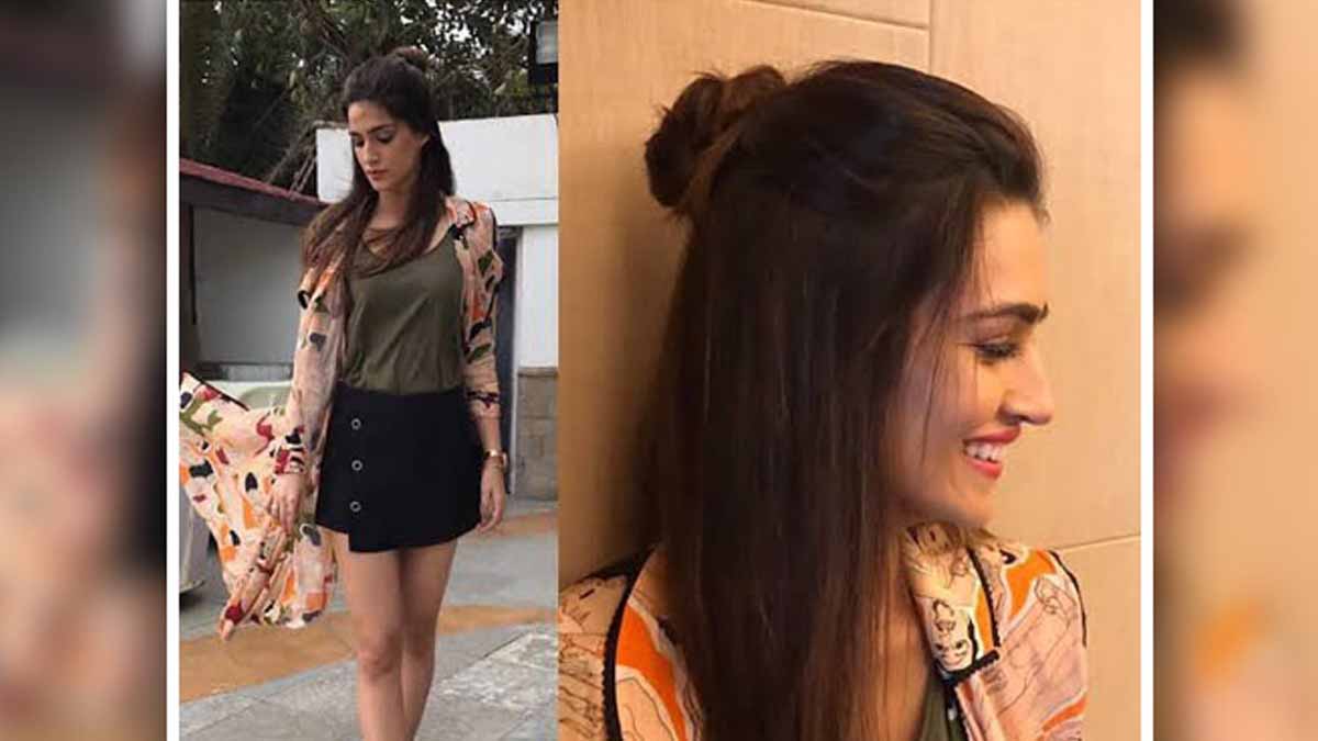 It's Always Crop Tops And Jeans' Season For Kriti Sanon's Casual Day