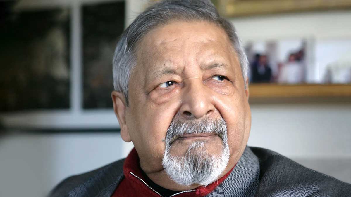 Indian Authors Who won Man Booker Prize