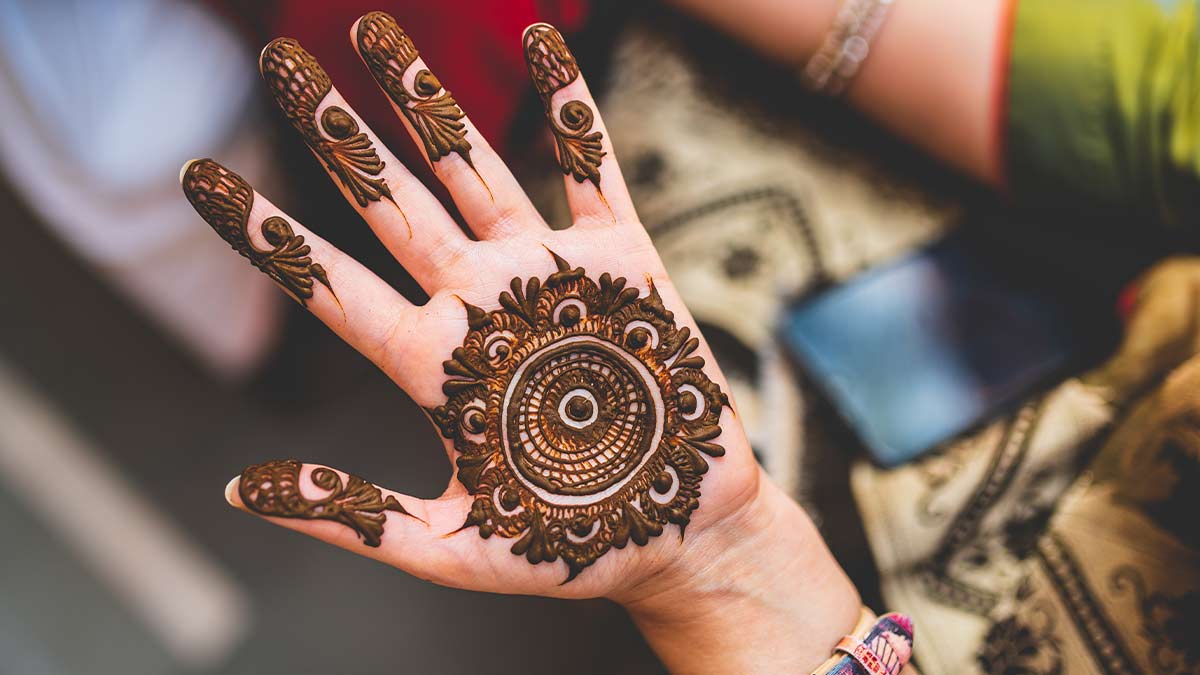 Top 100+ Karva Chauth Mehndi Designs - Latest and Trending | WeddingBazaar