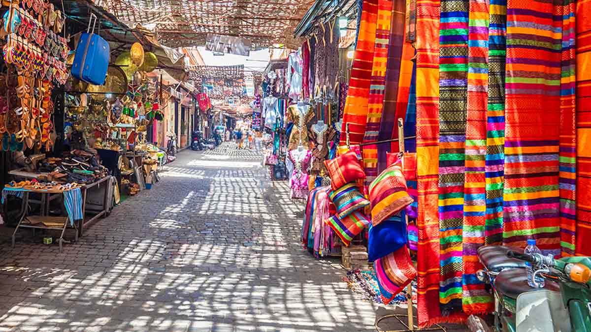 Know About Bhajanpura Market in Hindiभजनपुरा मार्केट कहां है