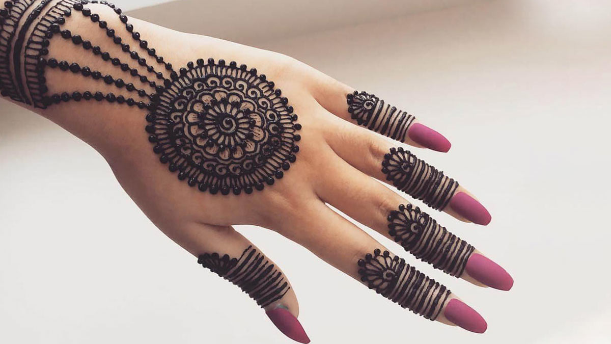 Beautiful Foot Mehndi Designs - StyleyourselfHub