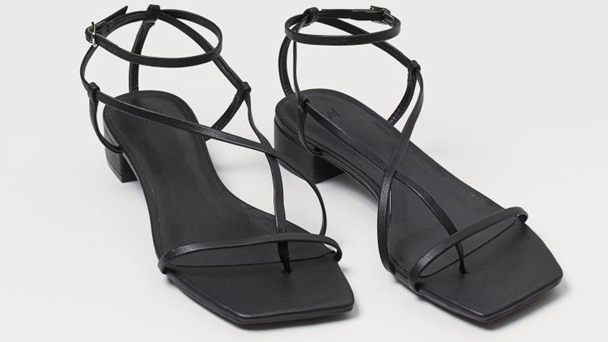 flat footwears for short heighted girls