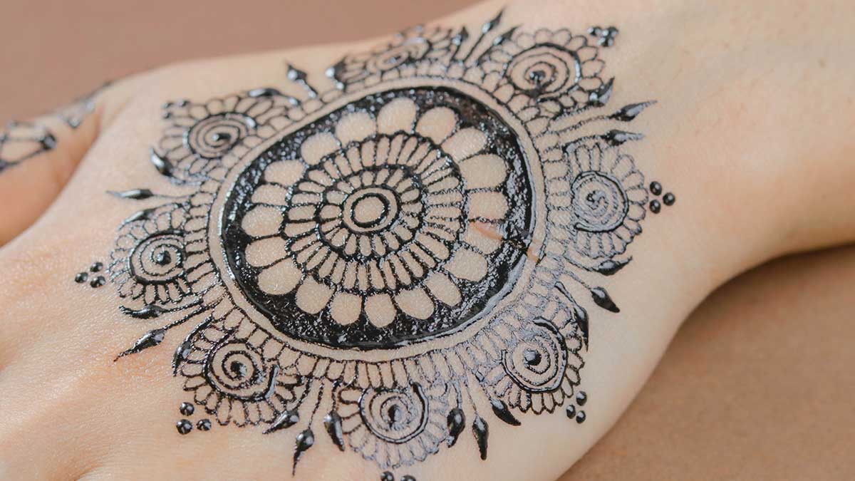 Go Floral floral mandala mehendi design
