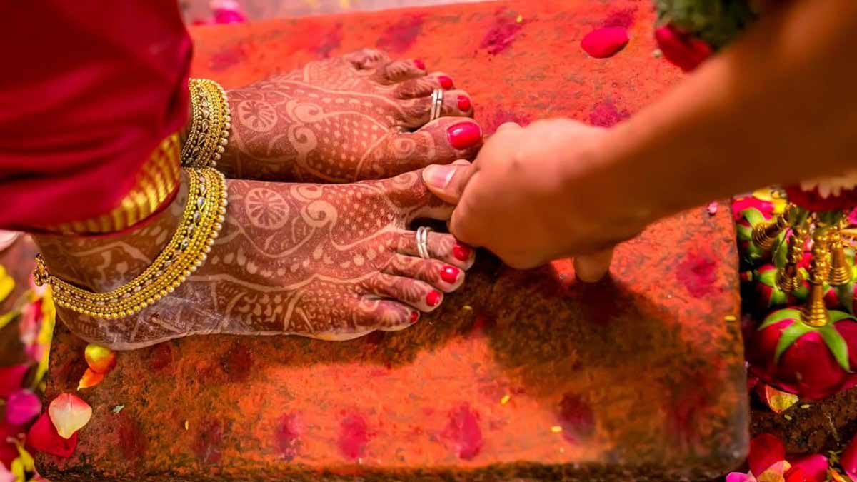 Bridal Toe Rings in Vijayawada - Dealers, Manufacturers & Suppliers -  Justdial