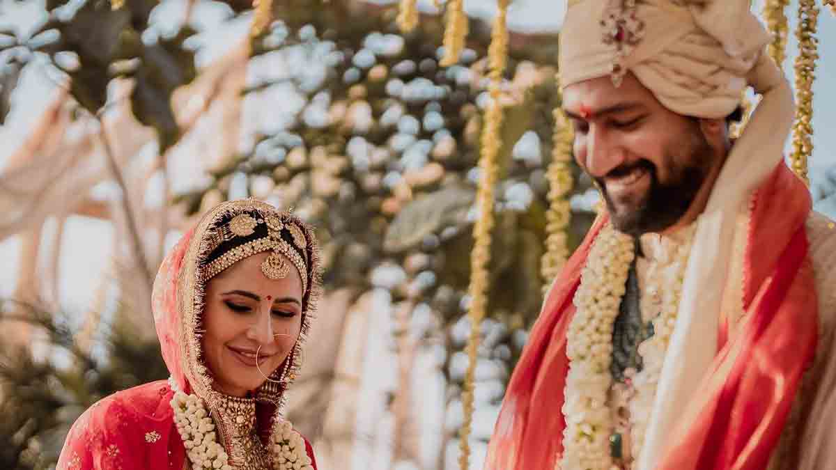 katrina vicky mogra varmala