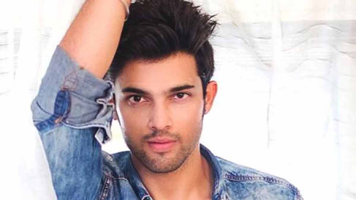 पार्थ समथान parth samthan education