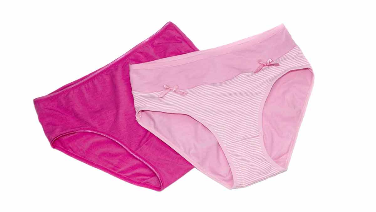 Find Out Why Your Vagina Leaves 'Bleached' Patches On Your Panties