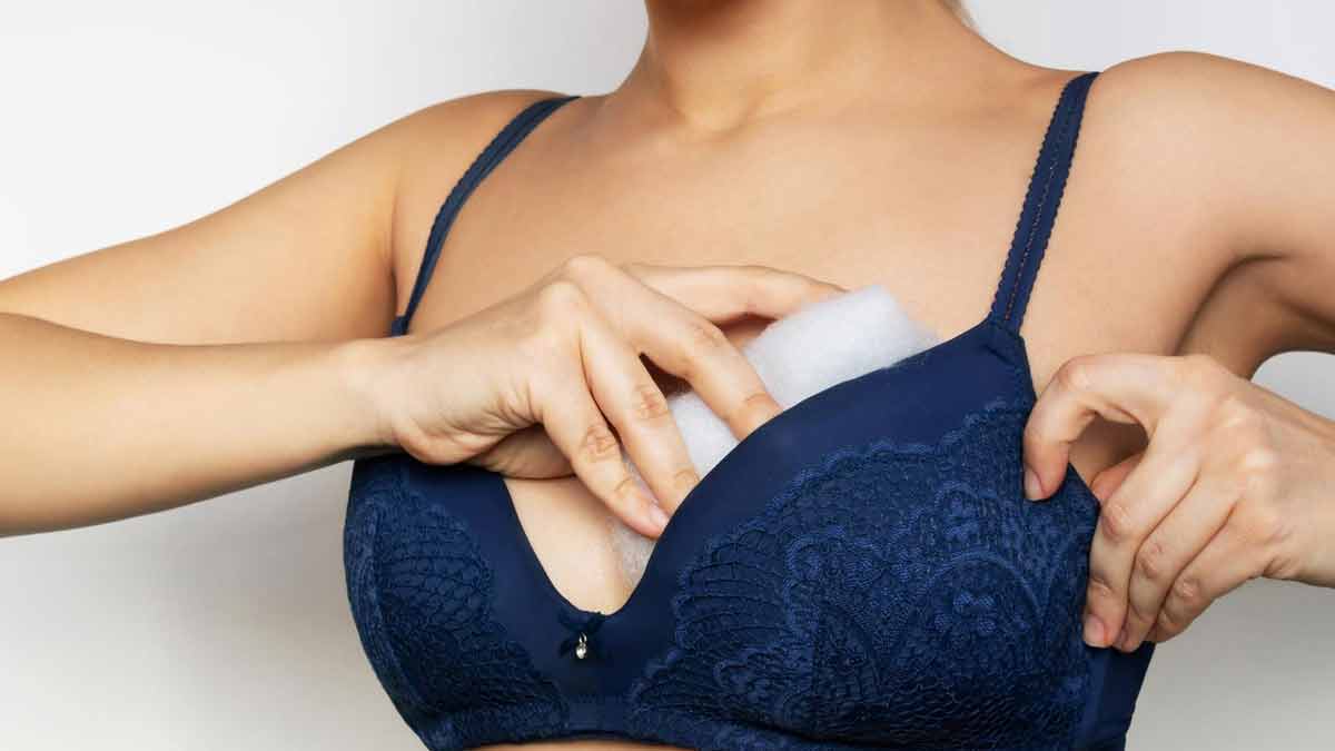 Make Small Boobs Look Bigger, Tips For Flat Chest, Bra Tips