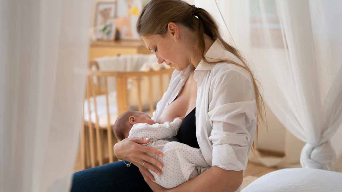 start solid foods to baby diet by expert tips