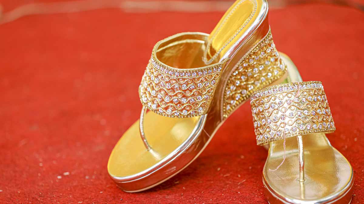 Make Your Closet Versatile With These Heels In Your Collection | HerZindagi