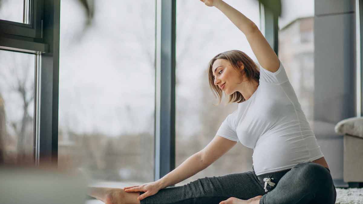 yoga asana for good sleep in the last month of pregnancy