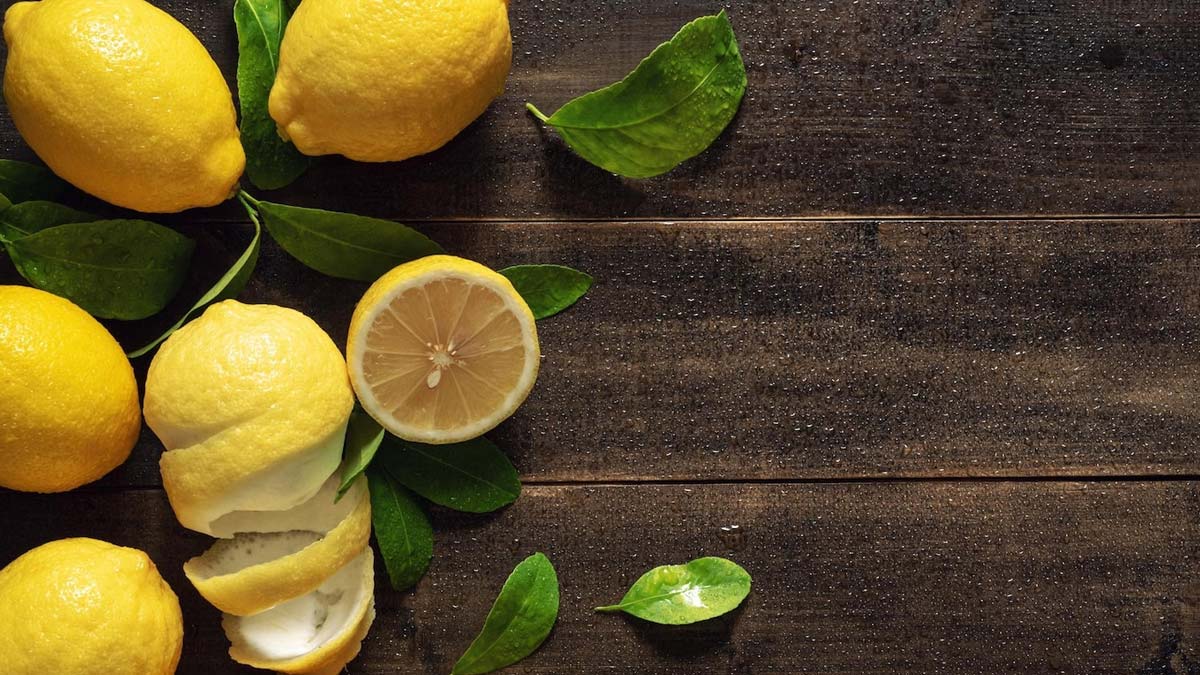 Benefits Of Lemon To Reduce Foot Dryness