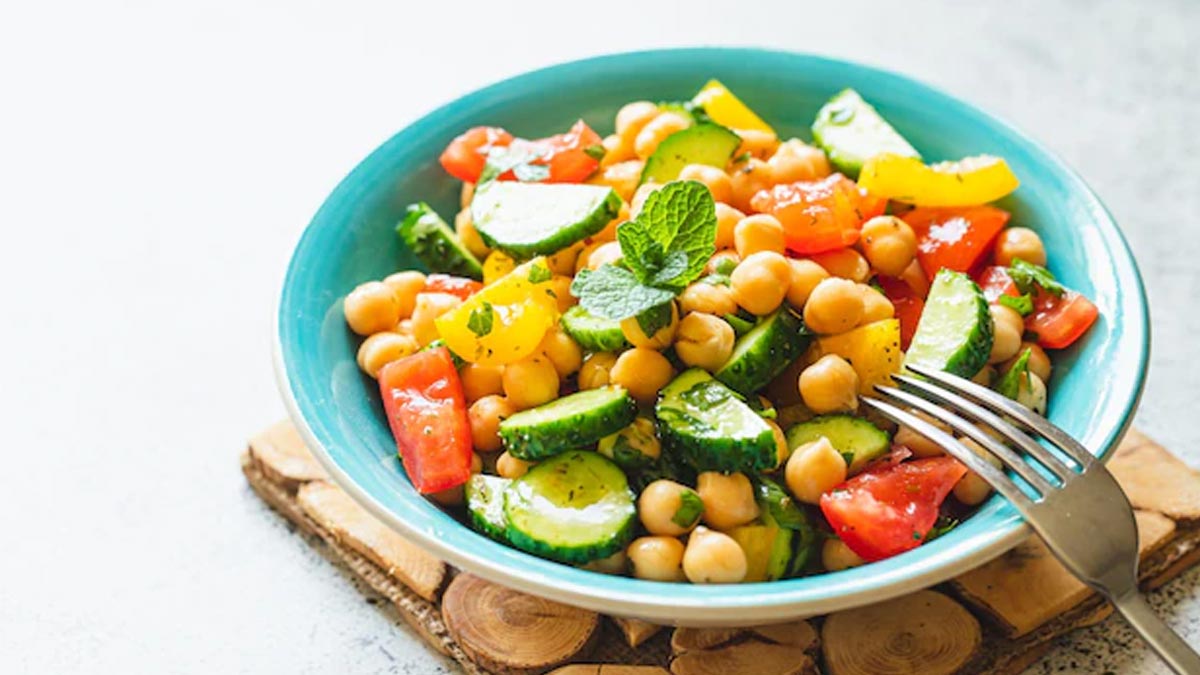 Chickpea Salad With Tomato Cucumber