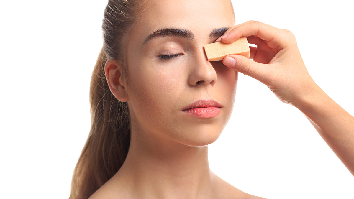 Choose Right Shade For Nose Contouring