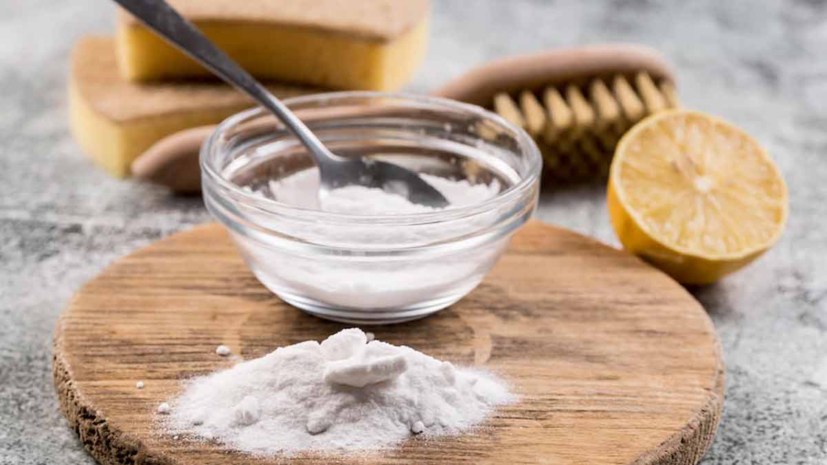 Exhaust fan cleaning hacks with lemon