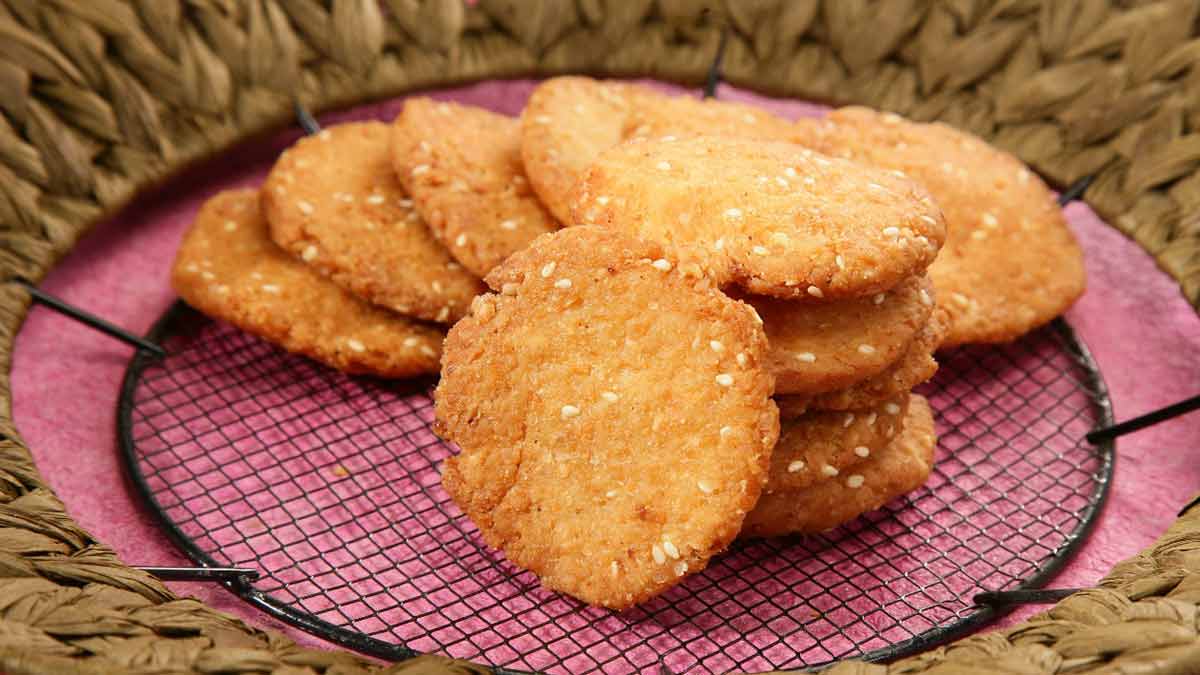 Flour Recipes For Snacks| मैदा का नाश्ता| 50 Rupee Mein Snacks | flour ...