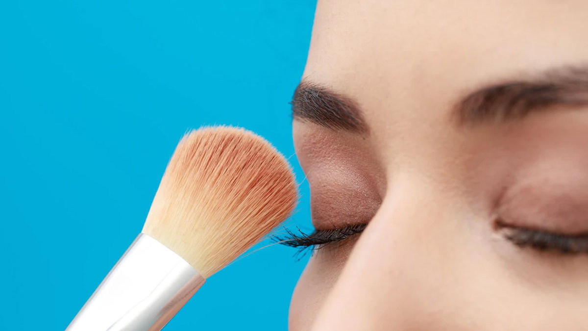 Sensitive Eyes Makeup Tips Makeup Tricks HerZindagi