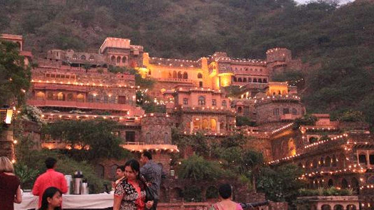 Neemrana Fort