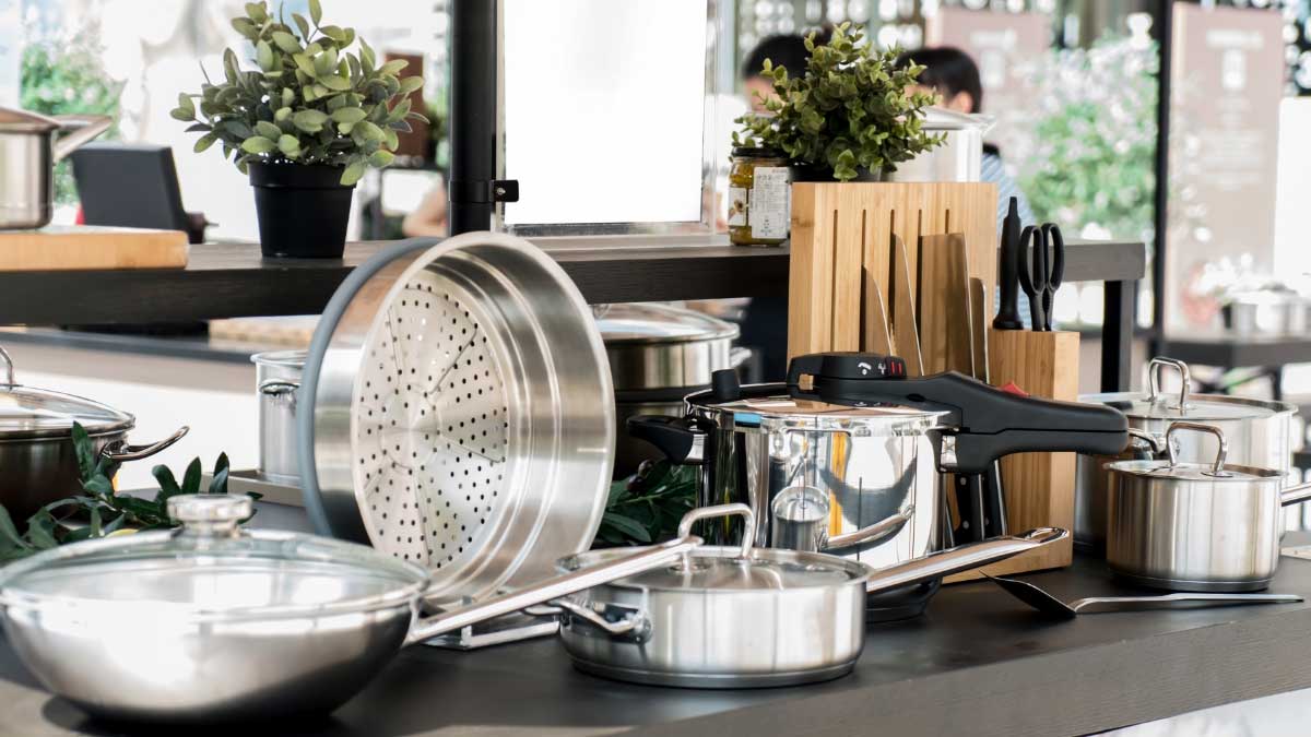 clean utensils with potato peel